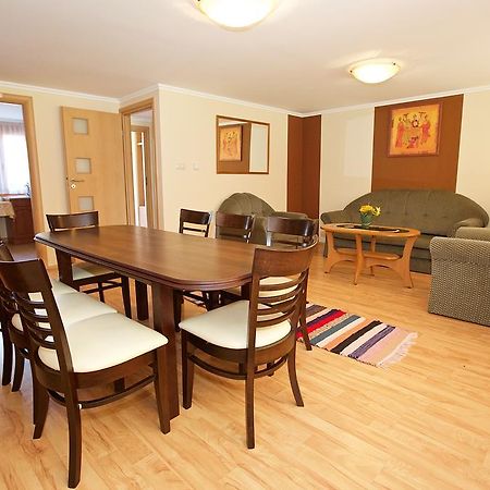 Zoli Apartmanok-Brody 51-53 Hajdúszoboszló Eksteriør billede